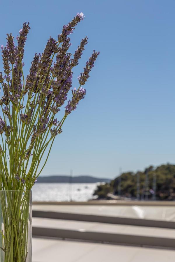 Apartment Petric Hvar Town Esterno foto